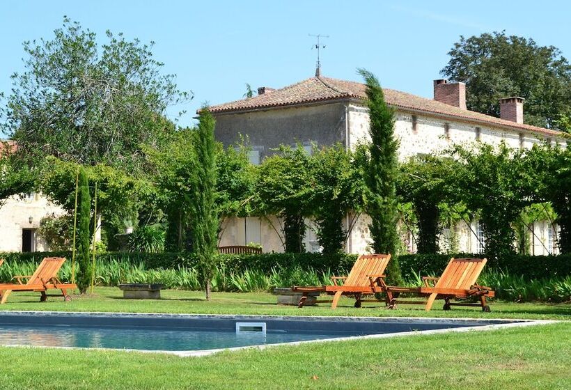 צימר Domaine De La Partoucie