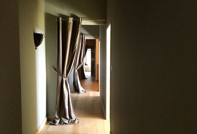 צימר Domaine De La Partoucie