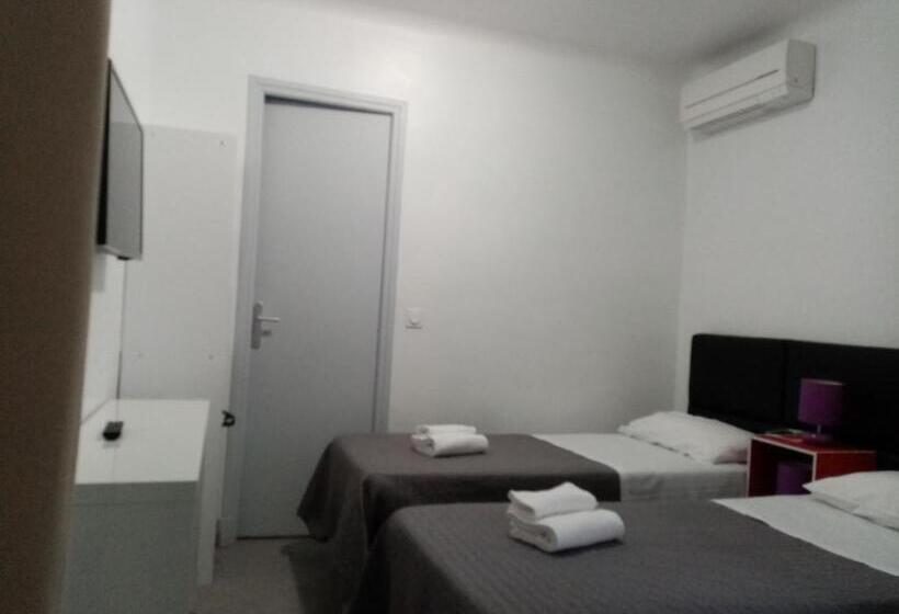 ユースホステル Le Relais De Monti