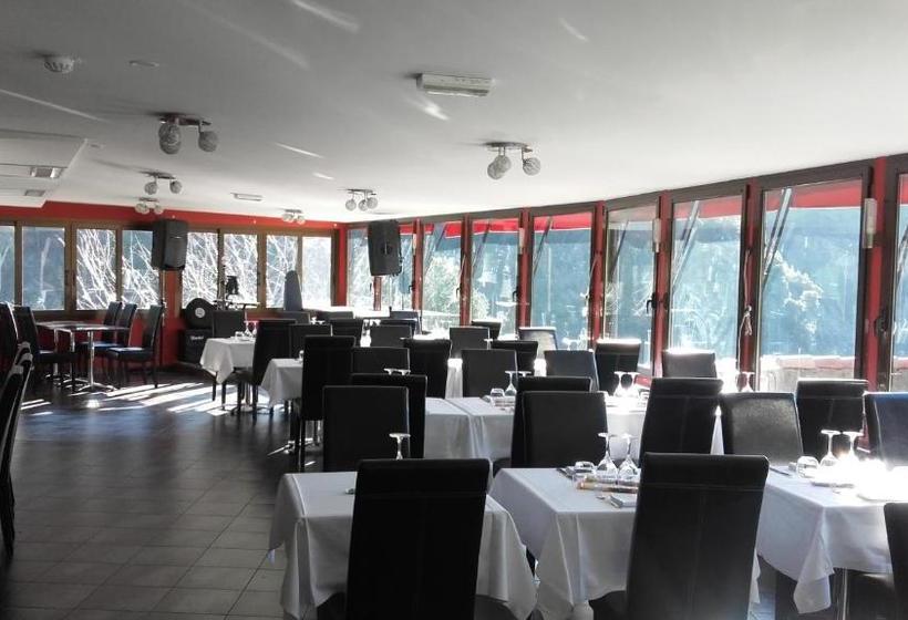 ユースホステル Le Relais De Monti