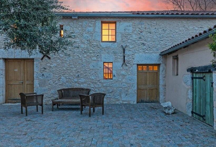 Bed and Breakfast Domaine De Rambeau