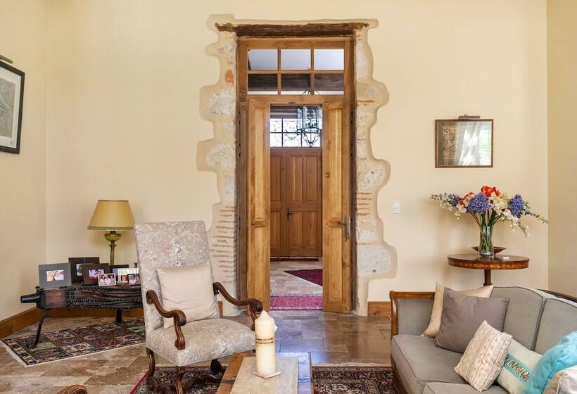 Bed and Breakfast Domaine De Rambeau