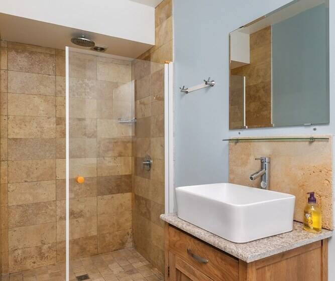 Bed and Breakfast Domaine De Rambeau