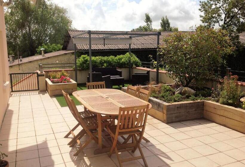 Пансион Ferme De Laprade