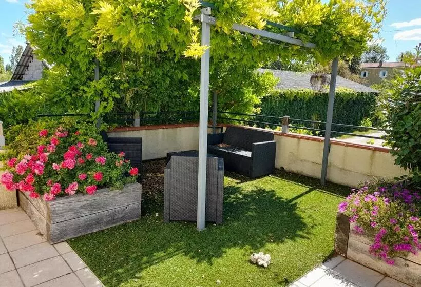 Majatalo Ferme De Laprade
