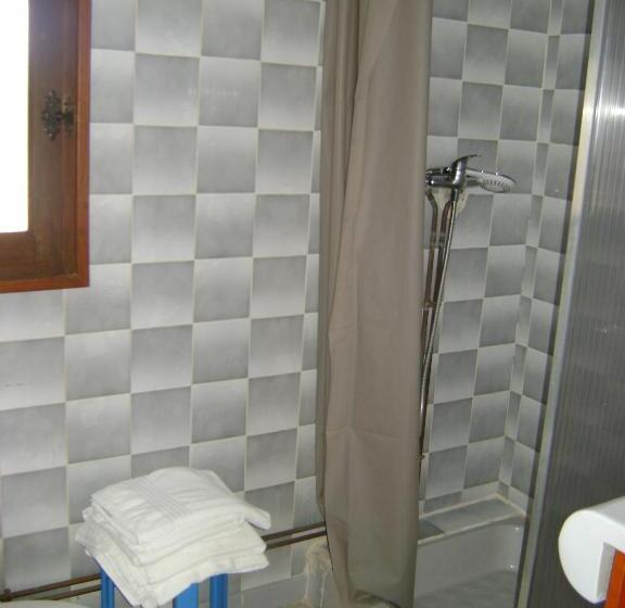 旅馆 Le H De Sernhac