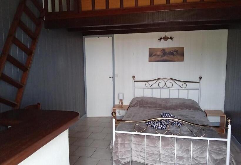 旅馆 Le H De Sernhac