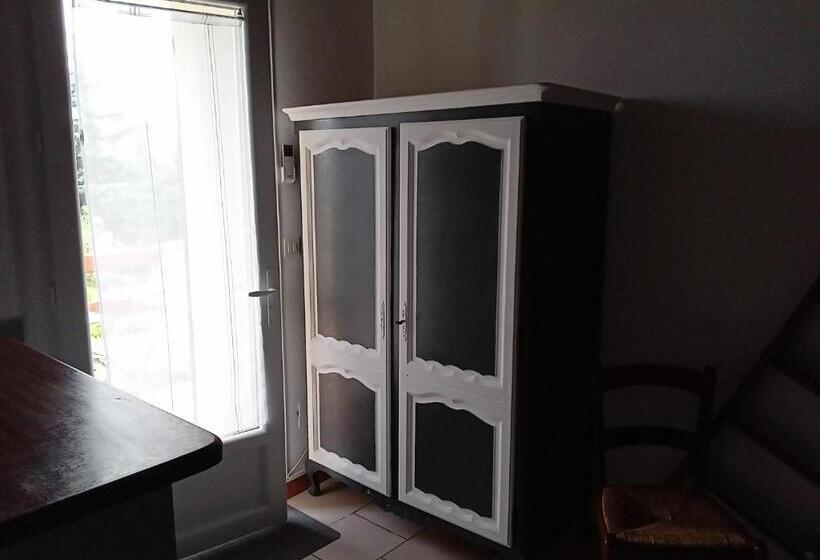 旅馆 Le H De Sernhac