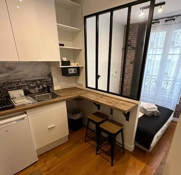 Beatrice Et Emmanuel Meublé Eiffel