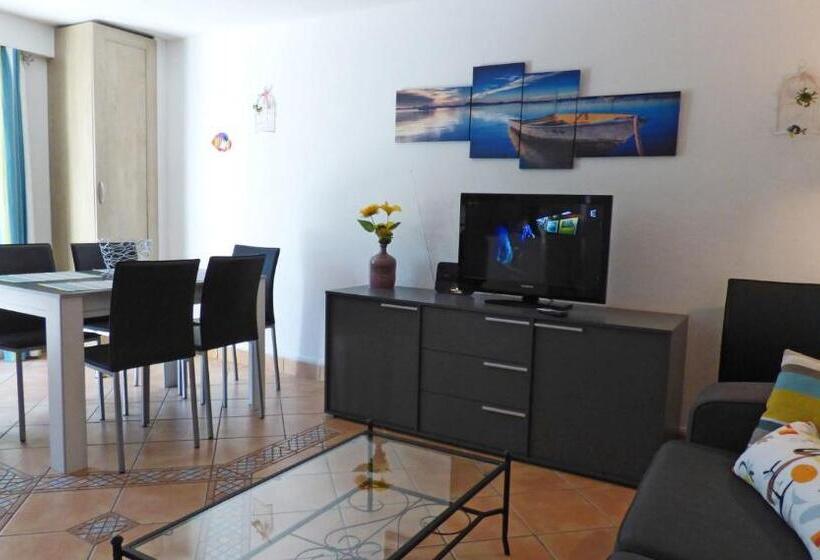 ペンション Au Reveil Des Cigales