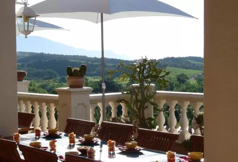 ペンション Domaine De Coussères
