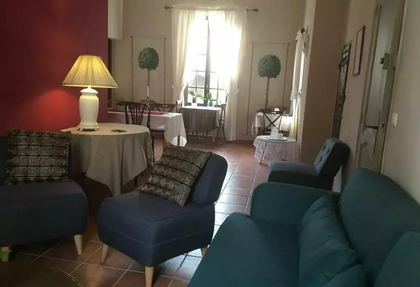 ペンション La Vieille Demeure