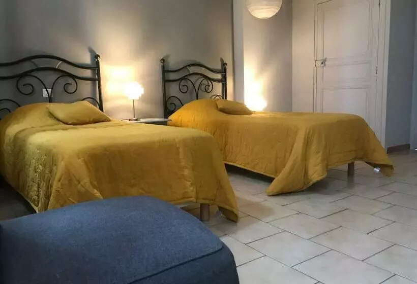 ペンション La Vieille Demeure