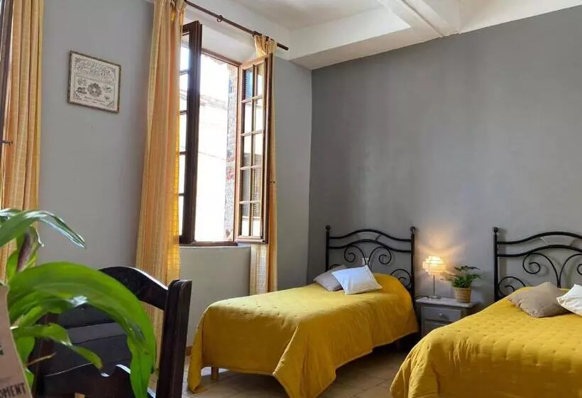 ペンション La Vieille Demeure