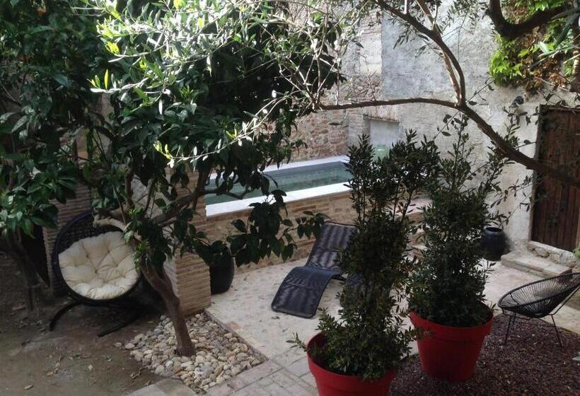 פנסיון La Vieille Demeure