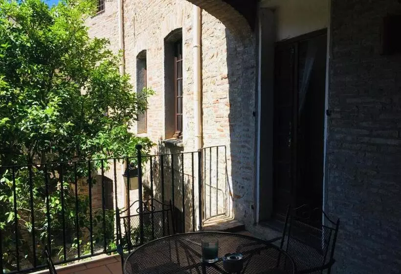 ペンション La Vieille Demeure