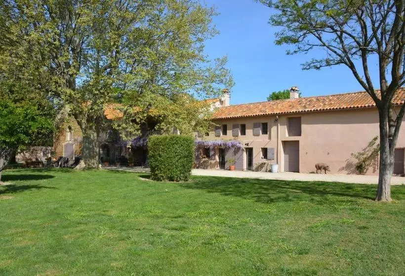 Majatalo Le Mas De Gion