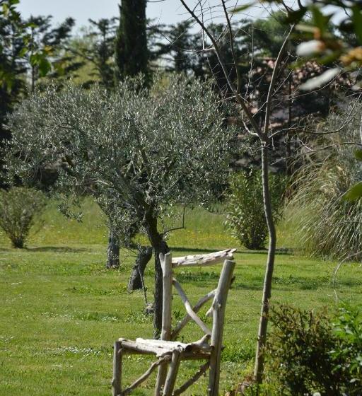 ペンション Le Mas De Gion