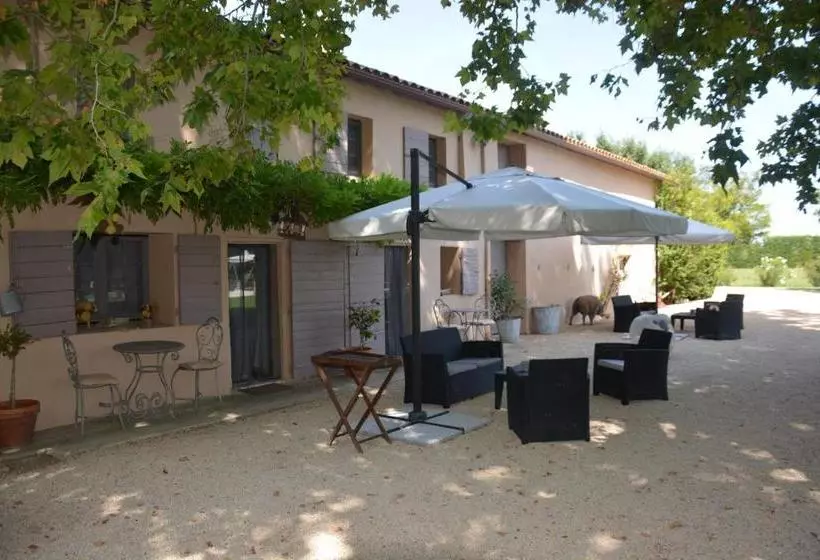 Majatalo Le Mas De Gion