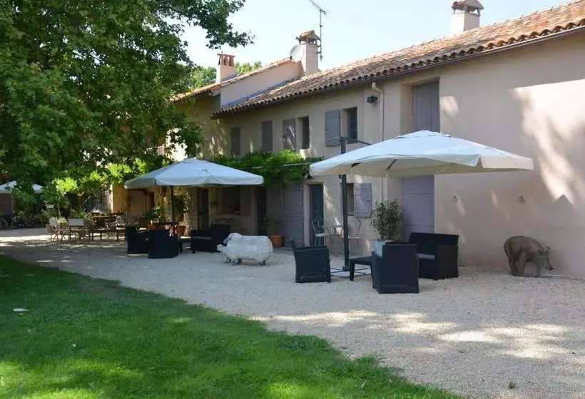 Majatalo Le Mas De Gion