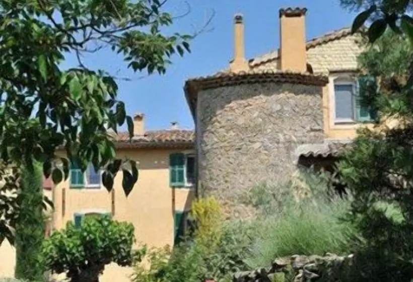 Majatalo Une Campagne En Provence