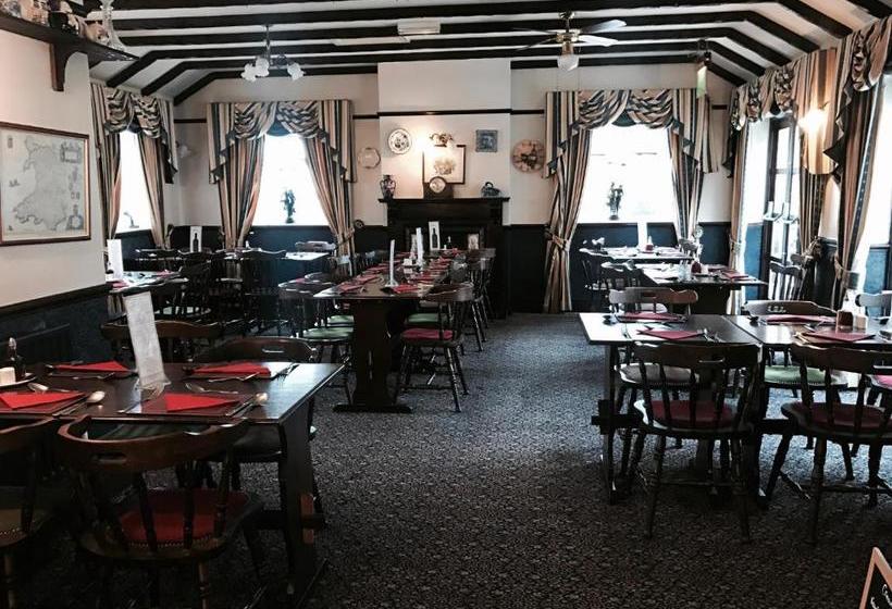 هاستل The Red Lion Inn & Restaurant