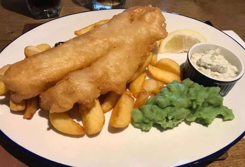 ユースホステル The Red Lion Inn & Restaurant