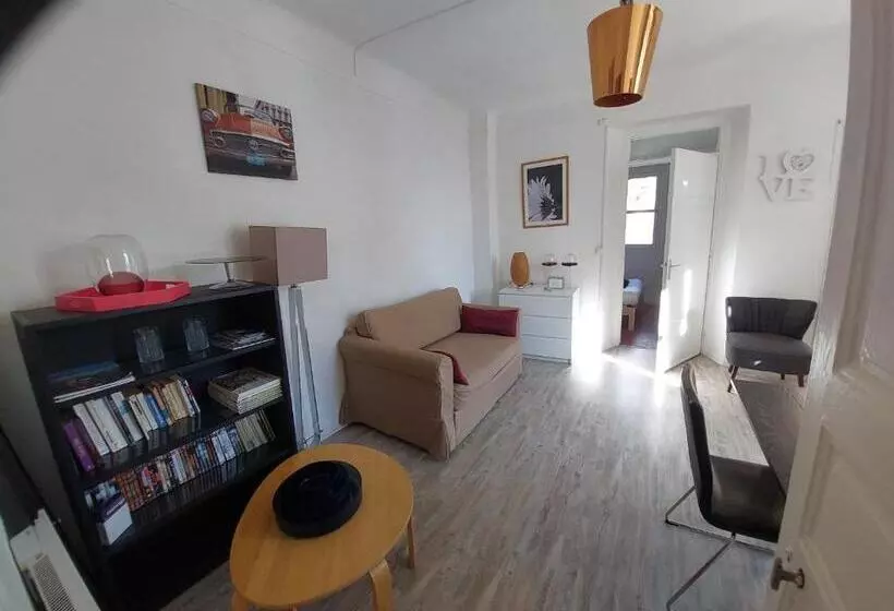 Alexandra Apartments