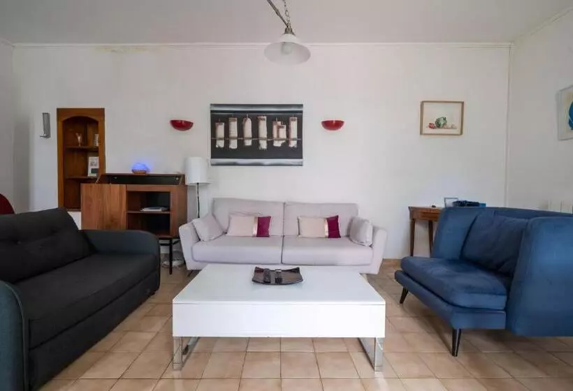 Alexandra Apartments