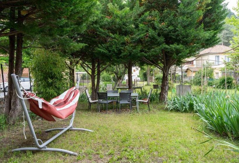 Alexandra Apartments