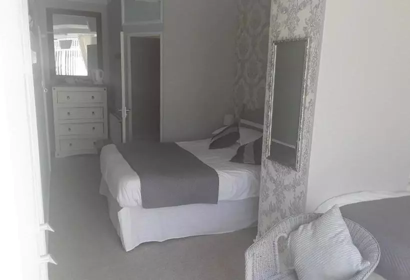 Bed and Breakfast Three Palms