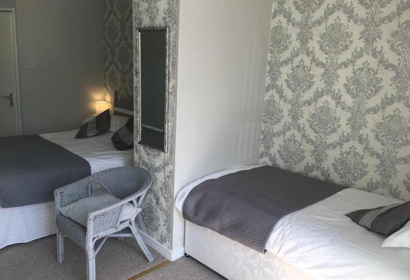 تختخواب و صبحانه Three Palms