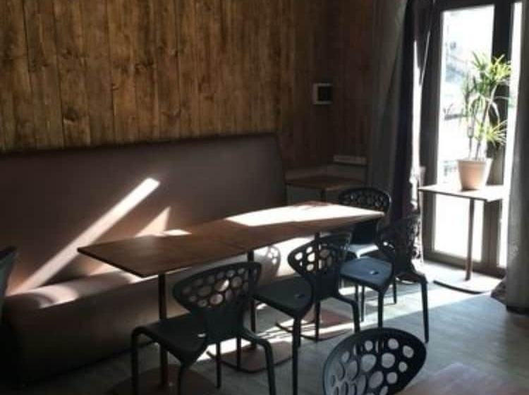 فندق Du Commerce