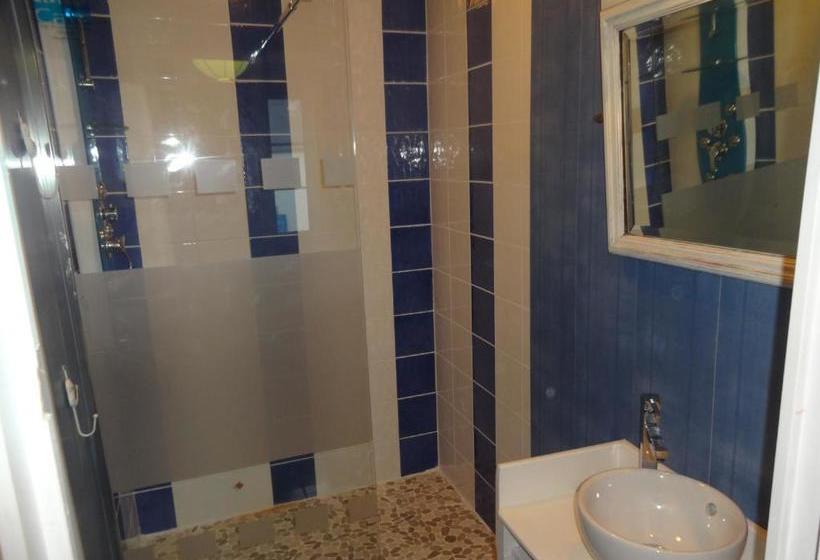 ペンション La Chaloupe