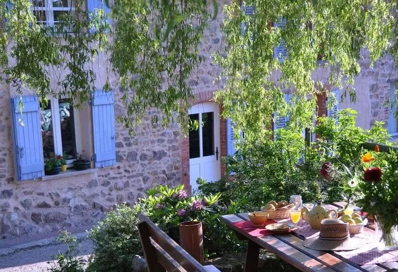 Majatalo La Ferme Aux Abeilles