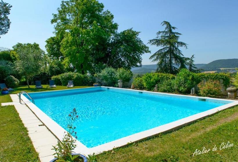 פנסיון Le Castel Du Mont Boisé