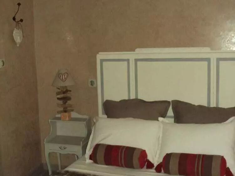 Majatalo Le Paillé De Torreilles