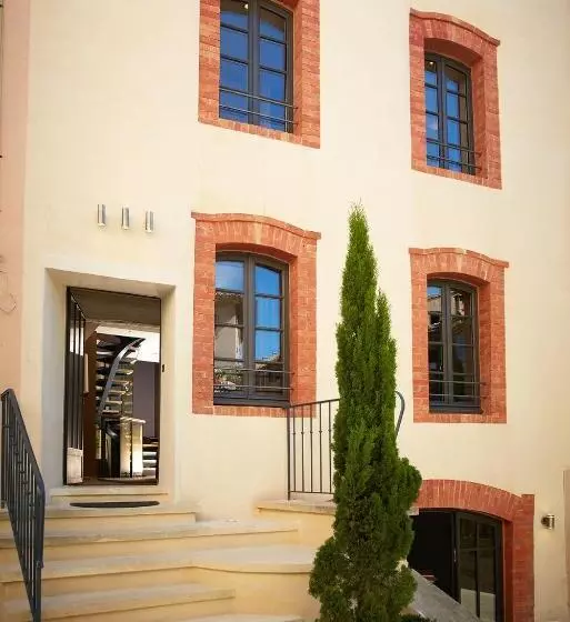 ペンション Les Chambres De L Oustalet, Chambres D Hôtes Et Restaurant étoilé