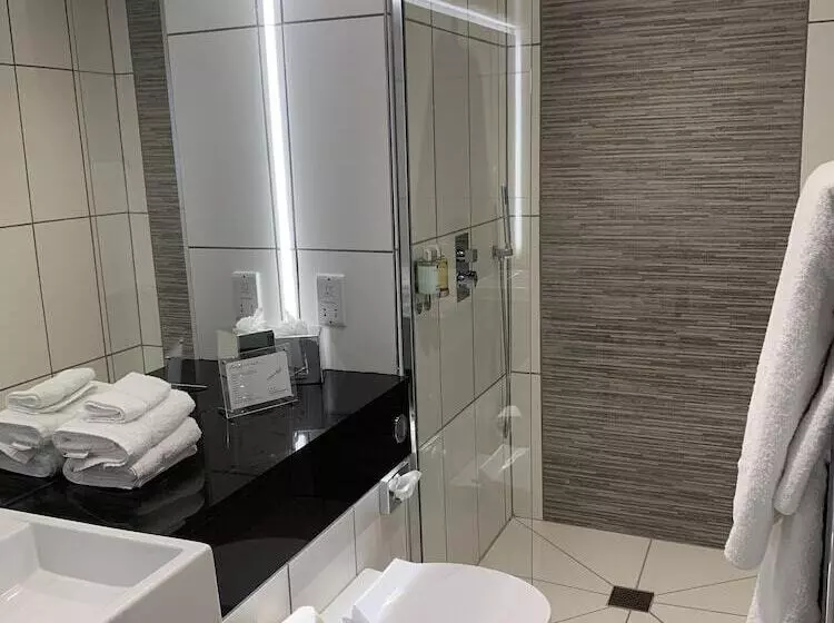 The Wheatsheaf Hotel, Sandbach