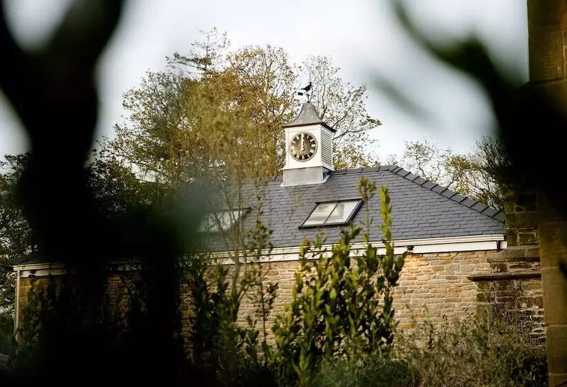 Lanelay Hall Hotel & Spa