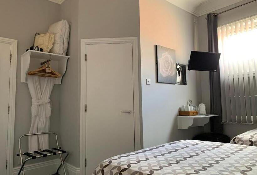 بنسيون Armada Guesthouse