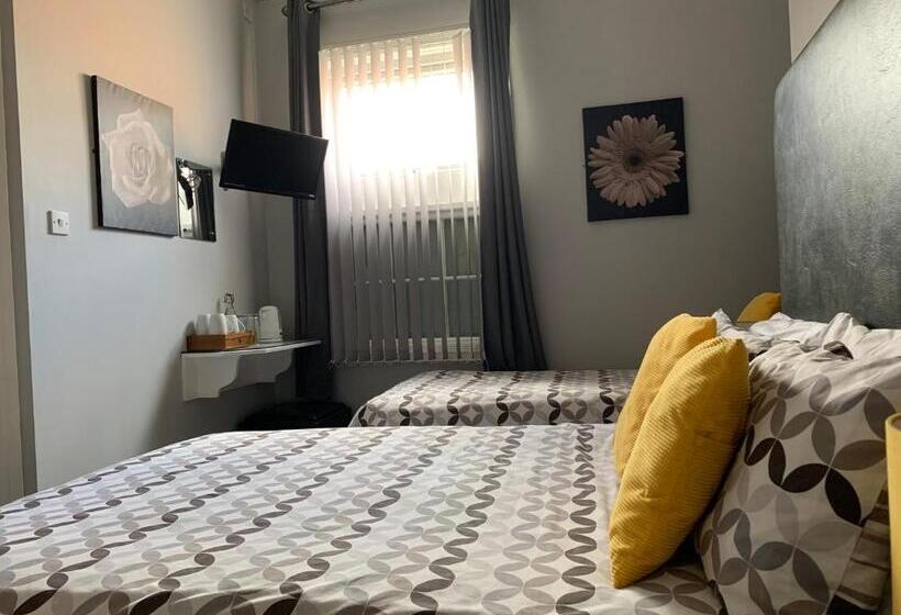 بنسيون Armada Guesthouse