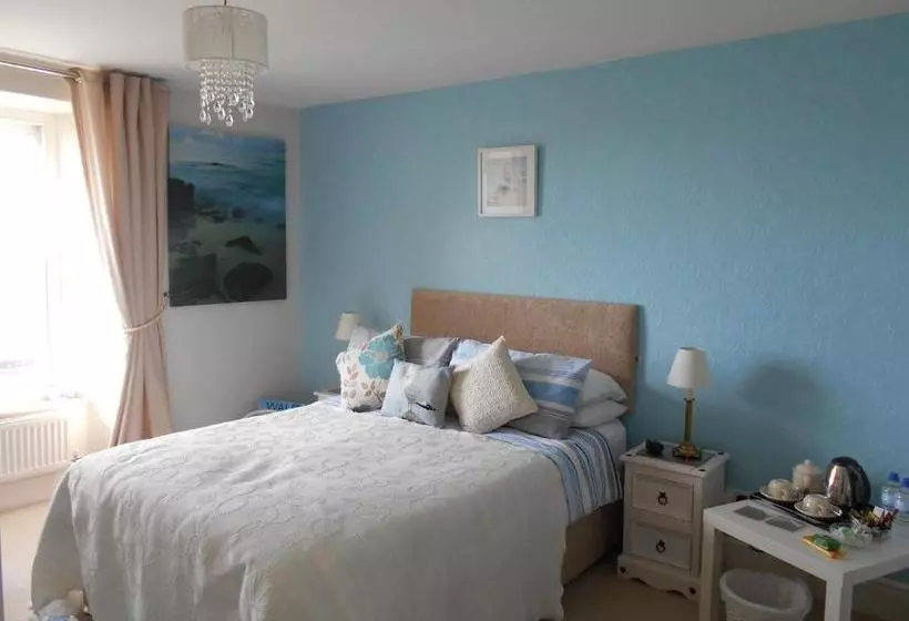 Majatalo Hendre Clochydd Hall