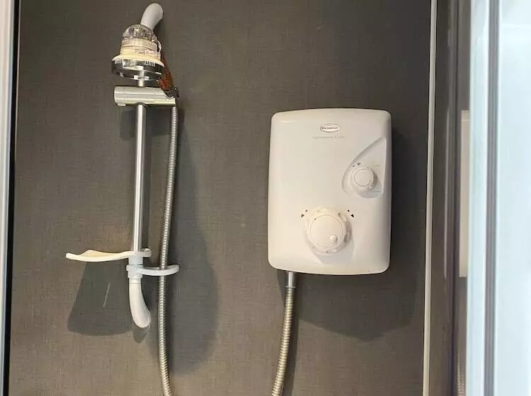 Majatalo Tower Hill House Basingstoke