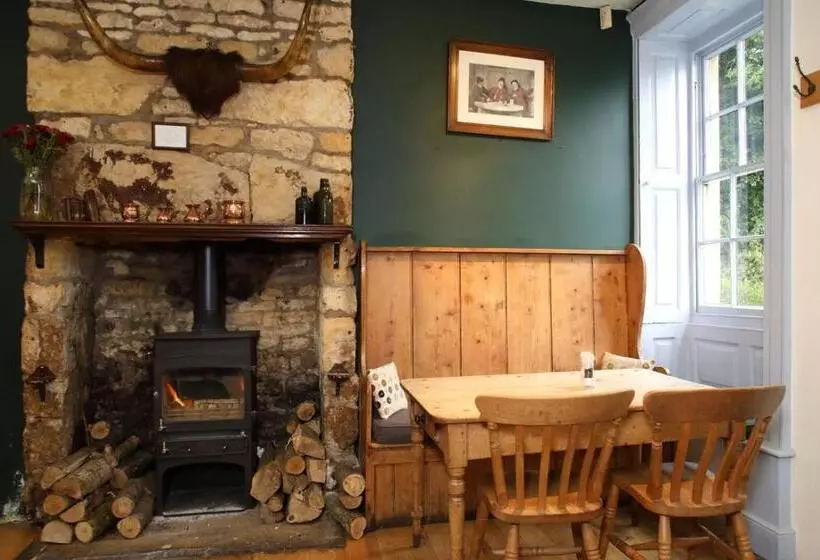 ユースホステル Horse And Groom