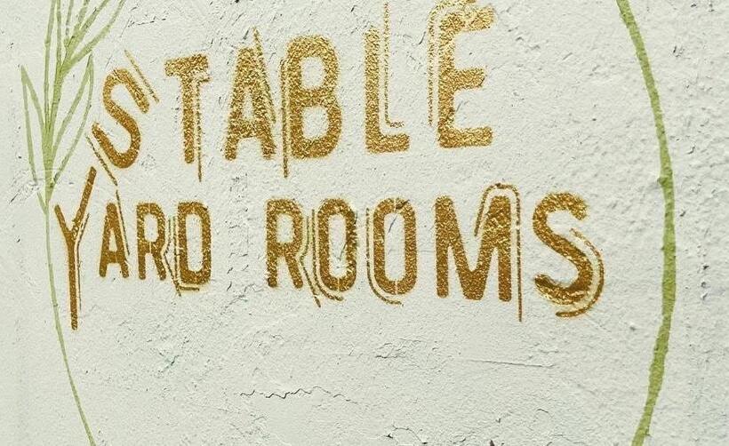 فندق صغير Stable Yard Rooms