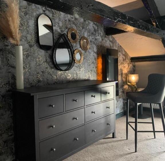 فندق صغير Stable Yard Rooms