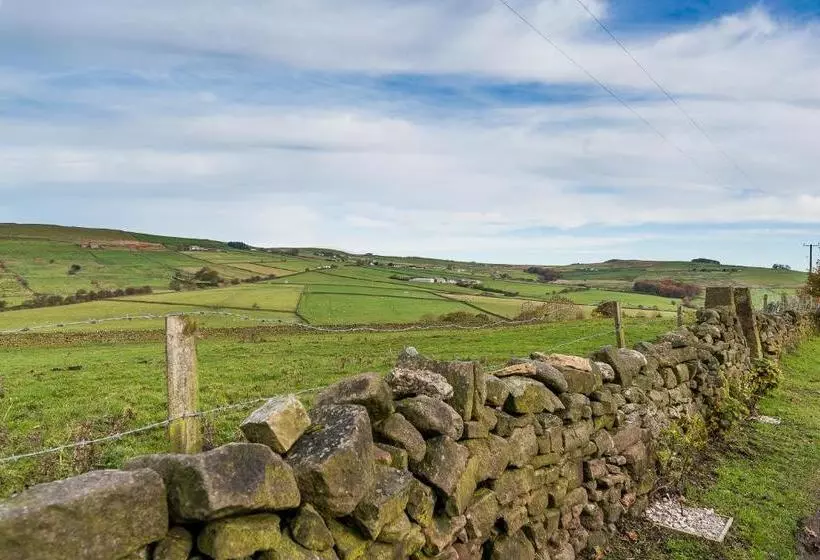 ユースホステル The Alma Inn