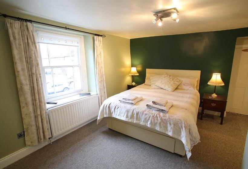 הוסטל The George Inn