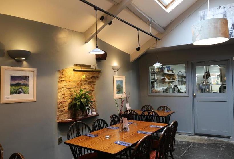 הוסטל The George Inn